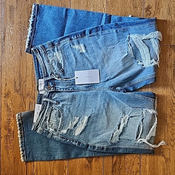 Vervet two-toned distressed jeans - Picture 3 of 3